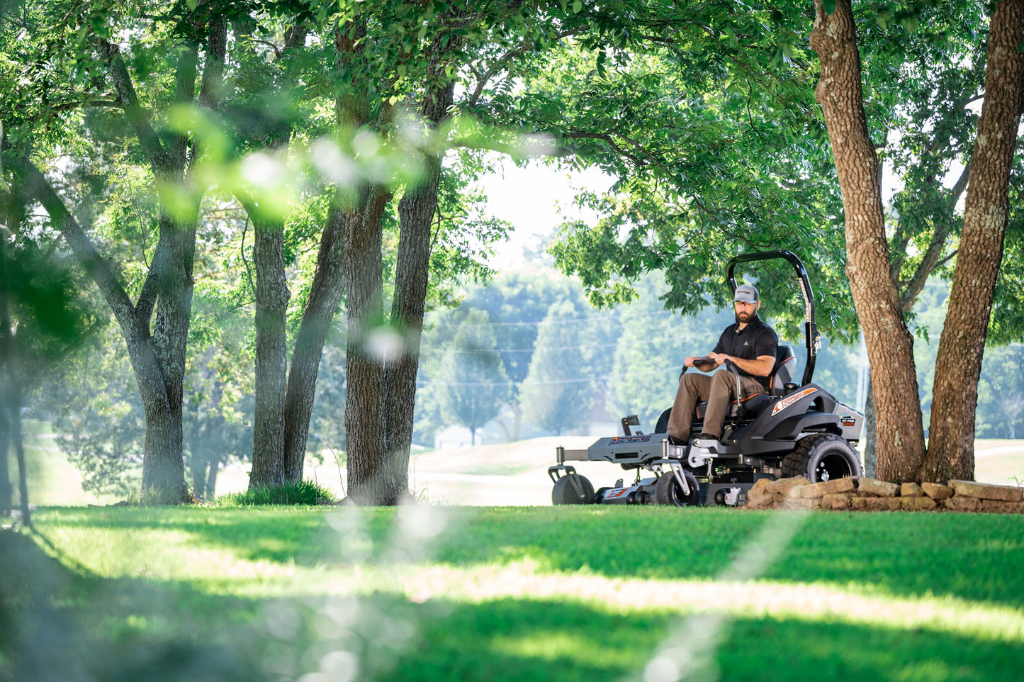 Spartan RT-PRO 54" COMMERCIAL ZERO-TURN MOWER W/ Briggs (27 HP) (SRPR154810BS)