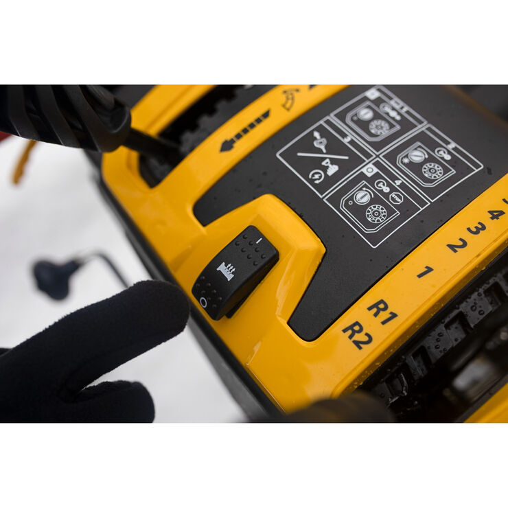 CUB CADET 2X® 30" IntelliPOWER® EFI SNOW BLOWER (31AH5GVO710)