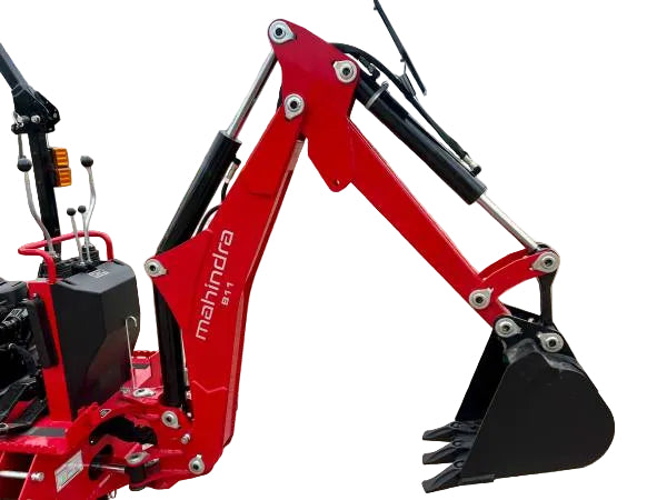 Mahindra Tractor - 1123 4WD HST WITH LOADER & BACKHOE